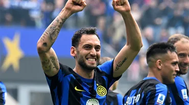 Inter'e galibiyeti Hakan Çalhanoğlu'nun golleri getirdi