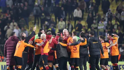 Galatasaray harekete geçti: 3 imza ve 2 ayrılık planı