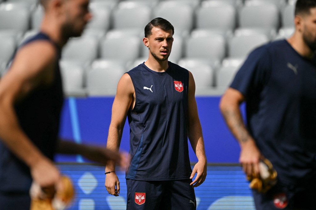 Mourinho'nun istediği Samardzic için yapılan teklif ortaya çıktı