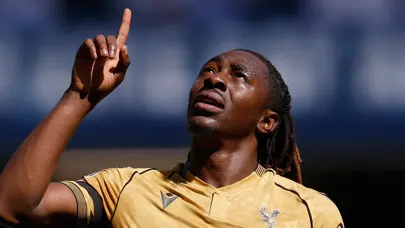 Ezeli rakipler karşı karşıya geldi: Transferde her şey bir anda değişti Ezeli rakipler karşı karşıya geldi: Transferde her şey bir anda değişti