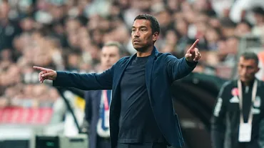 Giovanni van Bronckhorst "bitiricilik" sorununa dikkat çekti