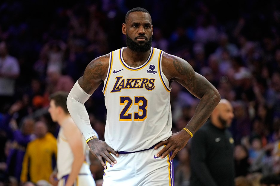 Lebron James 40 yaşında sözleşme yapıyor: Servet niteliğinde yeni imza