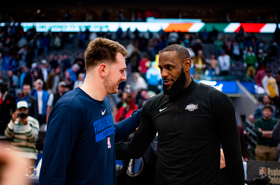 NBA'de Lakers ve Dallas'tan tarihi takas: LeBron James ve Luka Doncic aynı takımda