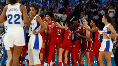 ABD kadın basketbolda da olimpiyat şampiyonu oldu