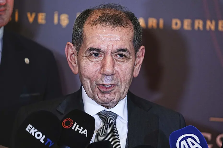 Dursun Özbek kürsüden Fenerbahçe'ye çarpıcı gönderme yaptı: "Kadıköy'den duyulsun" - 12