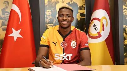 Galatasaray, Osimhen'i takımda tutacak çılgın planı devreye sokuyor: Yüzde 40 pay verilecek