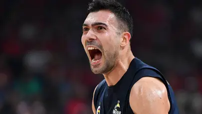 Fenerbahçe Beko'dan Kostas Sloukas'a "altın teklif"