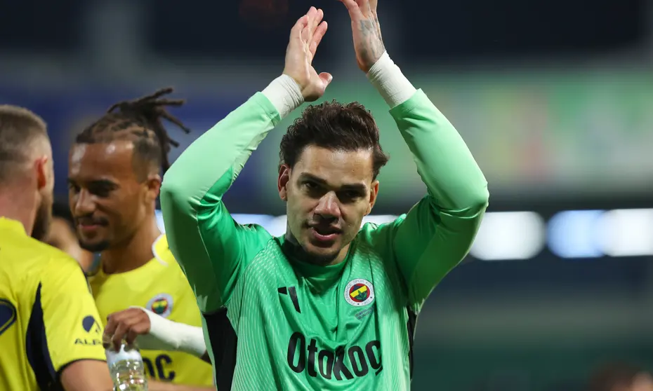 Ederson'un eşinden Fenerbahçeli taraftara yanıt: "Saygı istiyoruz" - 3