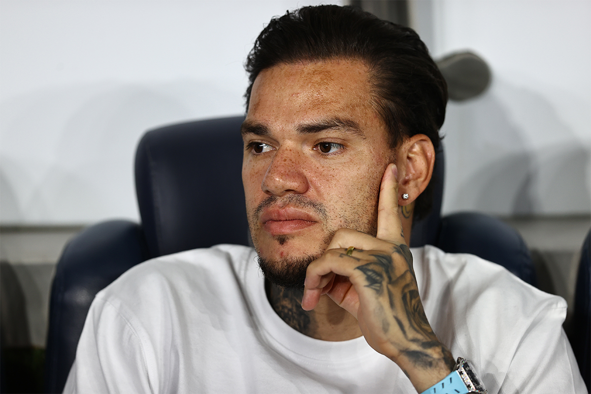 Fener'de Kaleci Değil, Kalp Krizi! Ederson MR'a, Diğerleri Nerede?