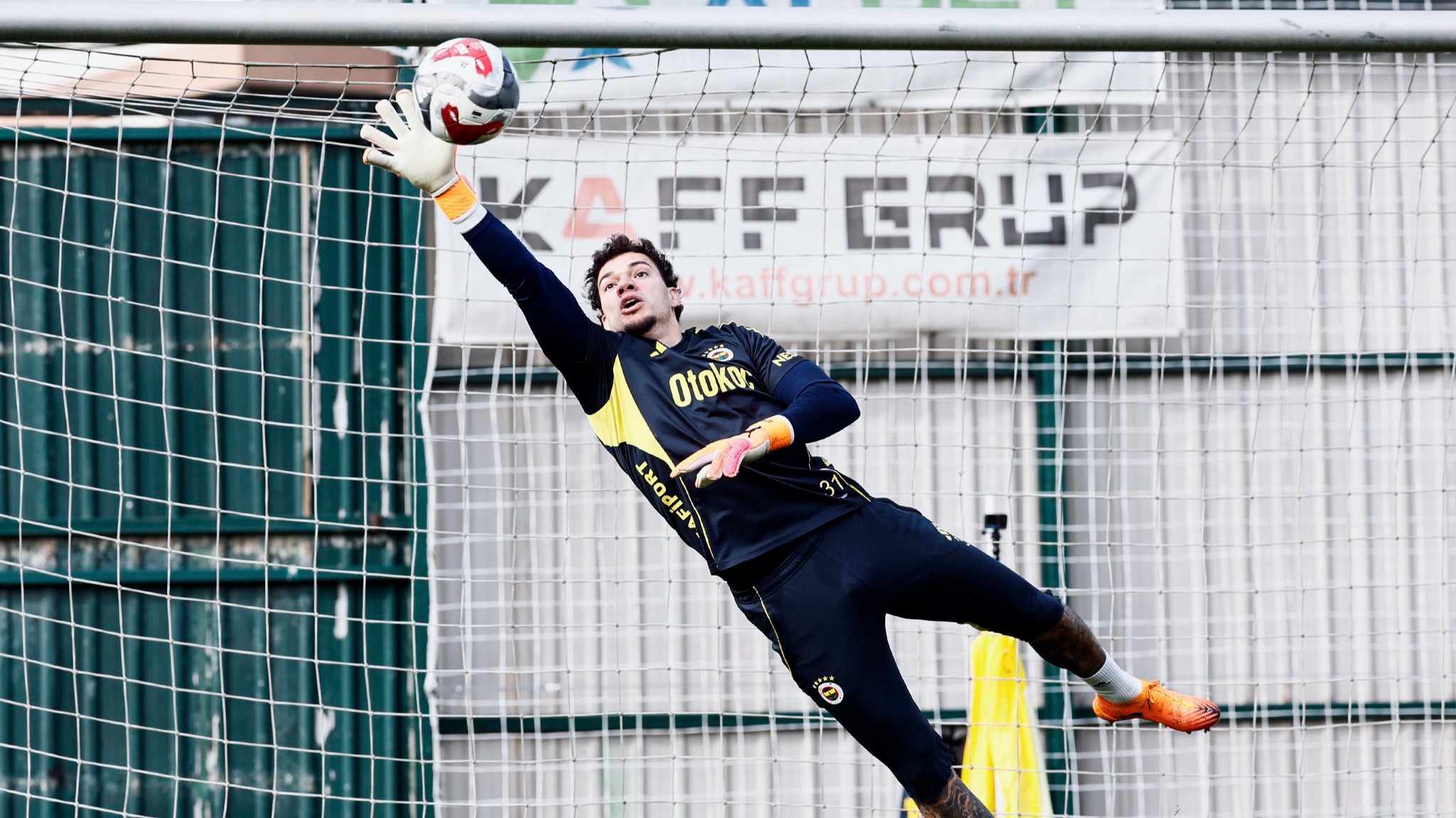 Fenerbahçe, Çaykur Rizespor maçına hazır