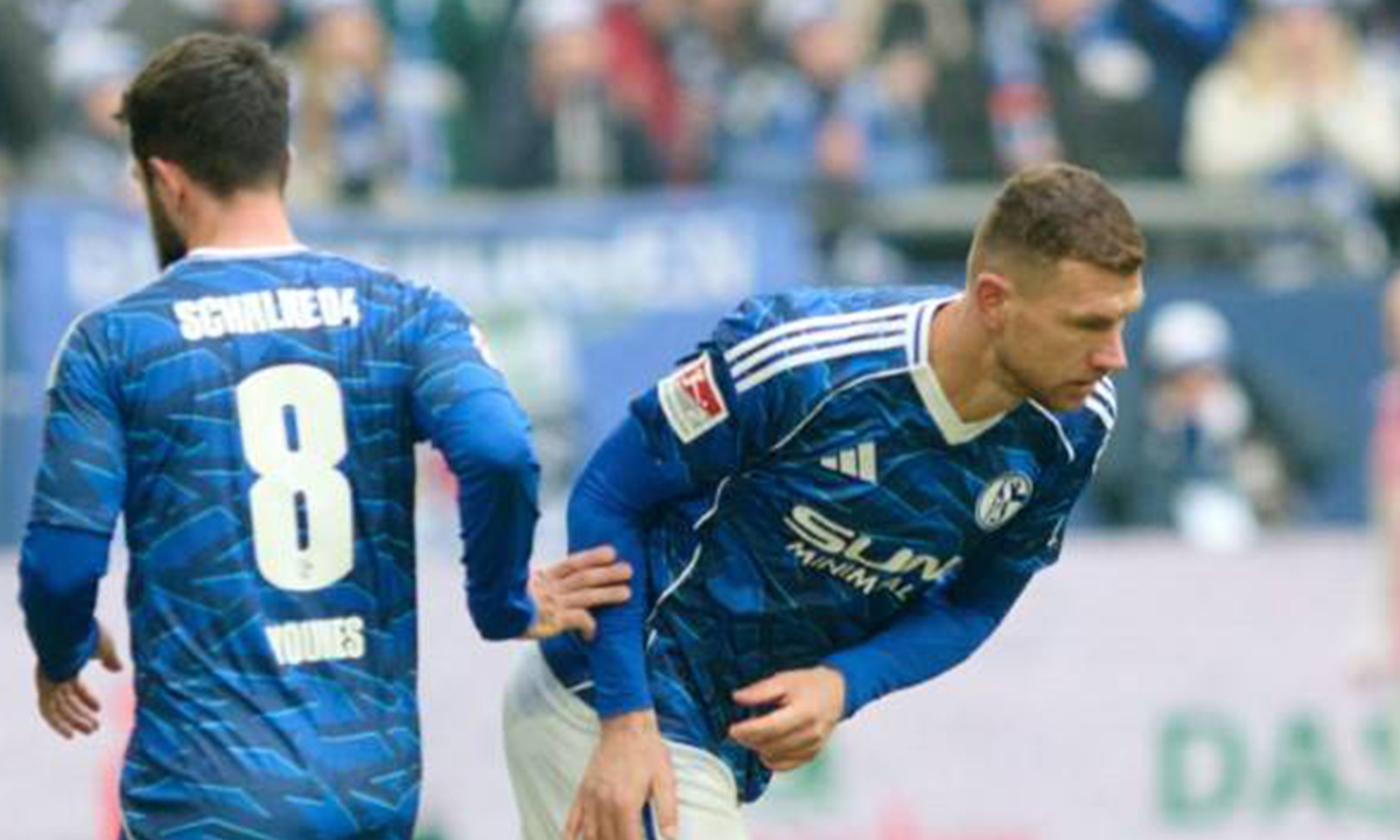 Ne yaptın sen Dzeko! 39 yaşında inanılmaz işlere imza atıyor