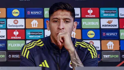 Edson Alvarez ayaklanması! Haber yayılınca ortalığı birbirine kattılar Edson Alvarez ayaklanması! Haber yayılınca ortalığı birbirine kattılar