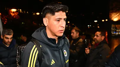 Edson Alvarez transferindeki gerçekleri "İnanılmaz" diyerek bir bir açıkladı Edson Alvarez transferindeki gerçekleri "İnanılmaz" diyerek bir bir açıkladı