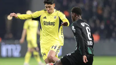 Yönetimden Edson Alvarez kararı: Oyuncuya resmen iletildi