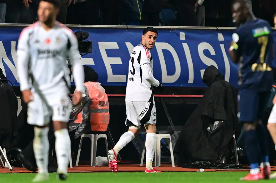 Beşiktaş'ta stoper krizi: Başakşehir maçına sürpriz tercih - 2