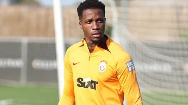 Galatasaray'ın yıldızı Zaha'ya skandal mesaj: İfşa etti