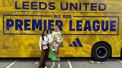 Galatasaray formalı fotoğraf, Leeds'te krize yol açtı