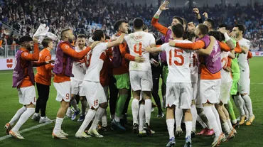 Milli Takım, Letonya karşısında ilkin peşinde