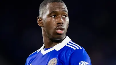 Fenerbahçe'den 20 milyon Euro'luk ön libero harekatı