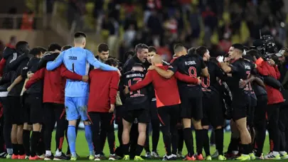 Savaşın gerilimi Şampiyonlar Ligi'ne sıçradı: Benfica maçında yaşananlar dünya basınında