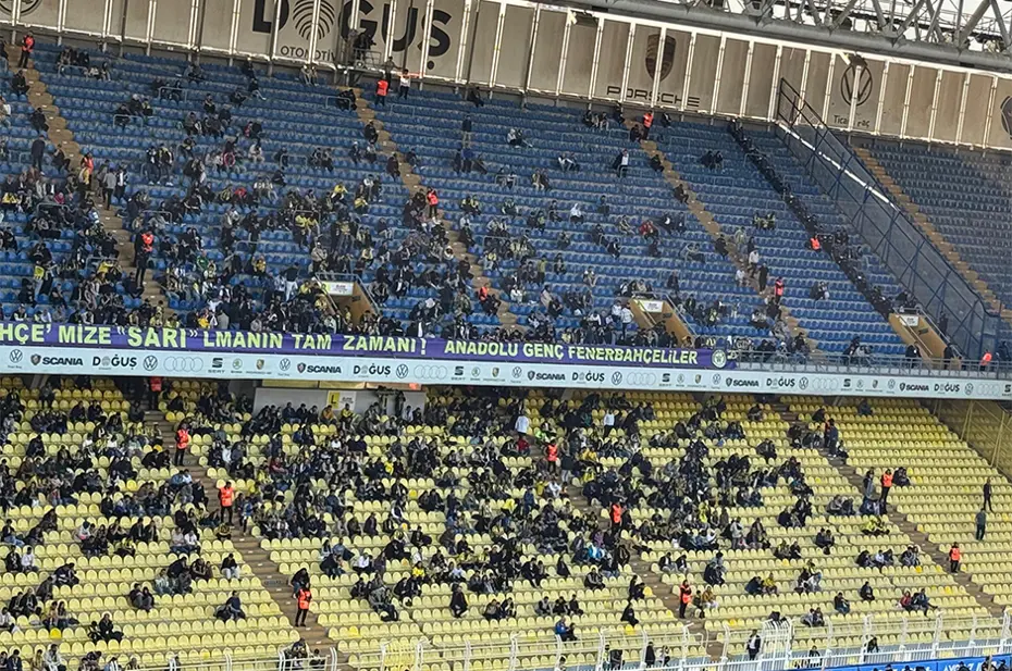 İlk 11 sayılırken olanlar oldu: Fenerbahçe'de Ali Koç, yönetim ve futbolculara büyük tepki - 5