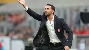 Fiorentina yeni hocasını resmen açıkladı Fiorentina yeni hocasını resmen açıkladı