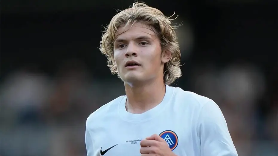 Efe Akman, İspanya'daki ilk maçında yapacağını yaptı: Orta sahadan tam adrese - 2