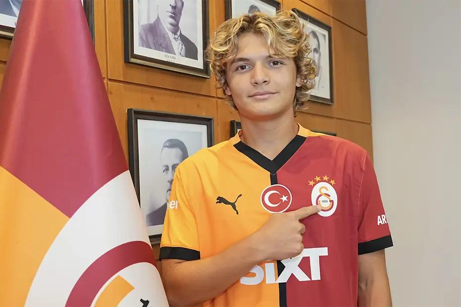 Galatasaray'dan İspanya'ya imzaya gidiyor: 4 yıllık macera sona erdi - 3 Galatasaray'dan İspanya'ya imzaya gidiyor: 4 yıllık macera sona erdi - 3