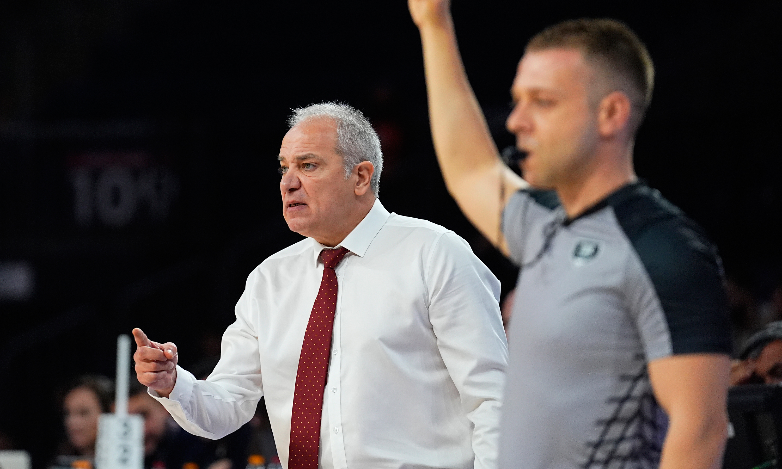 Galatasaray, Ekrem Memnun ile yollarını ayırdı