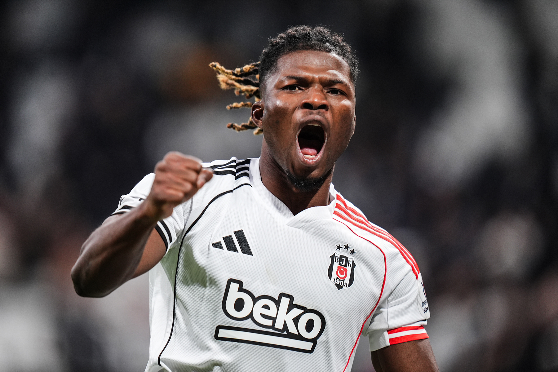 Beşiktaş galibiyetinin ardından El Bilal Toure'den gönderme