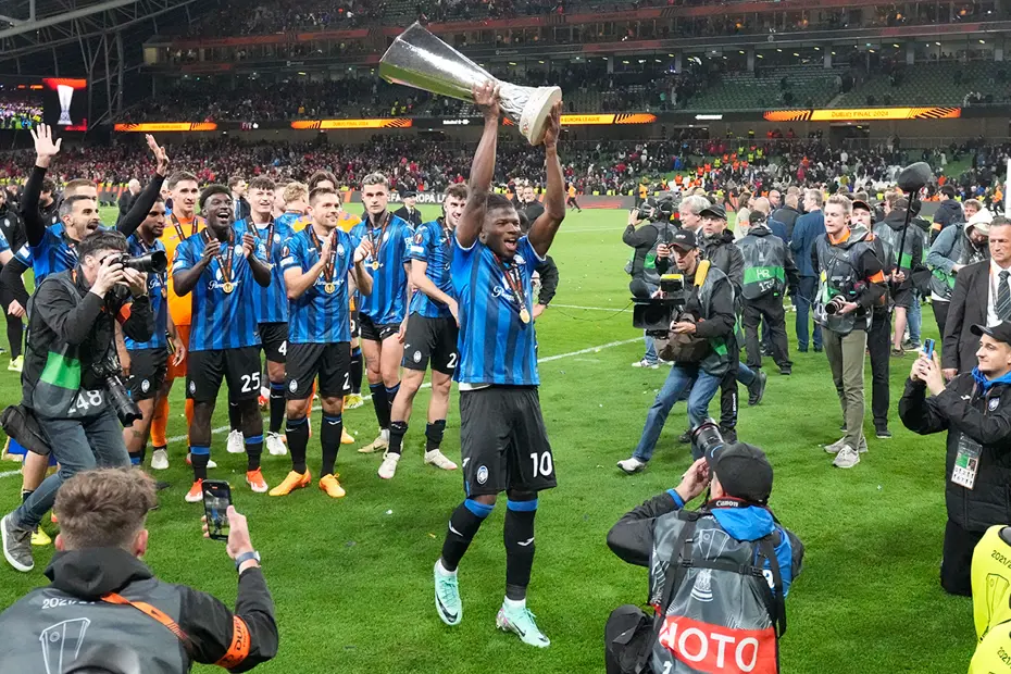 Beşiktaş'tan golcü transferi için KAP bildirimi geldi: El Bilal Toure - 3