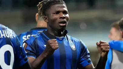 Beşiktaş'tan golcü transferi için KAP bildirimi geldi: El Bilal Toure