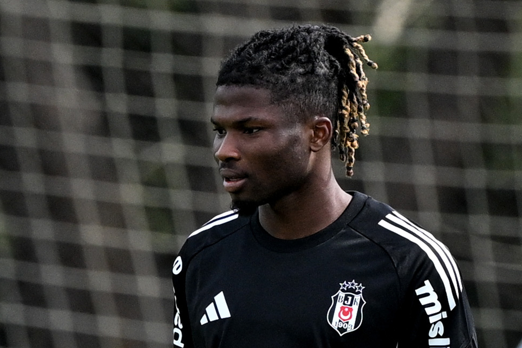 Başkan Adalı Her Şeyi Döküldü: El Bilal'e 'Önce 15 Gol, Sonra Düşünürüz!', Abraham'a '30 Milyon Getir Kapı Açık!'
