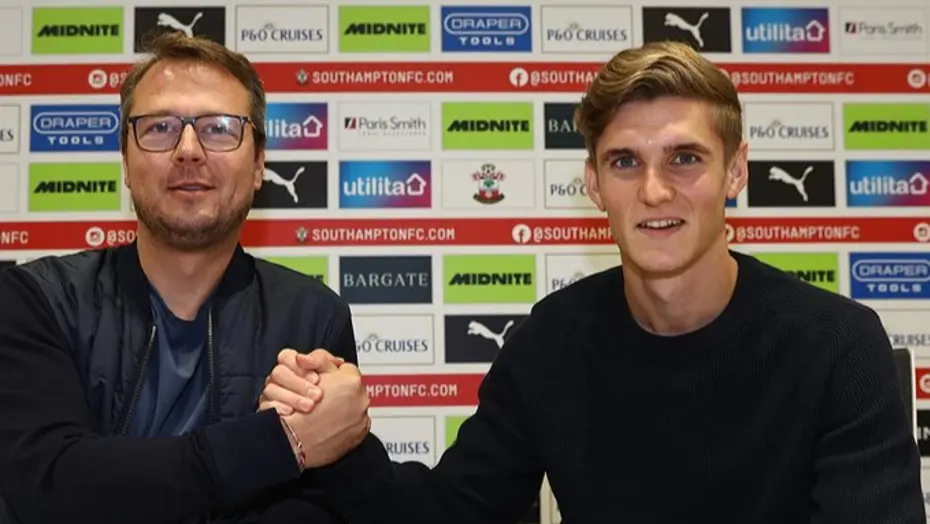 Ve Jelert kararı belli oldu: Southampton'dan 8.5 milyon euroluk satın alma opsiyonu için resmi açıklama - 2 Ve Jelert kararı belli oldu: Southampton'dan 8.5 milyon euroluk satın alma opsiyonu için resmi açıklama - 2