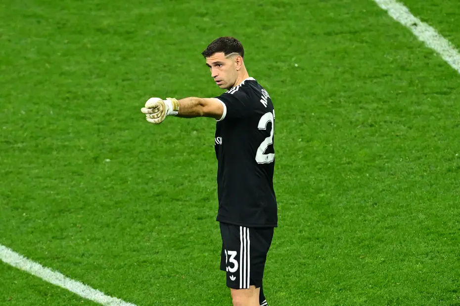 UEFA Avrupa Ligi finalinde şok gerçek maç sonrası ortaya çıktı! Kırık parmakla oynamış - 3