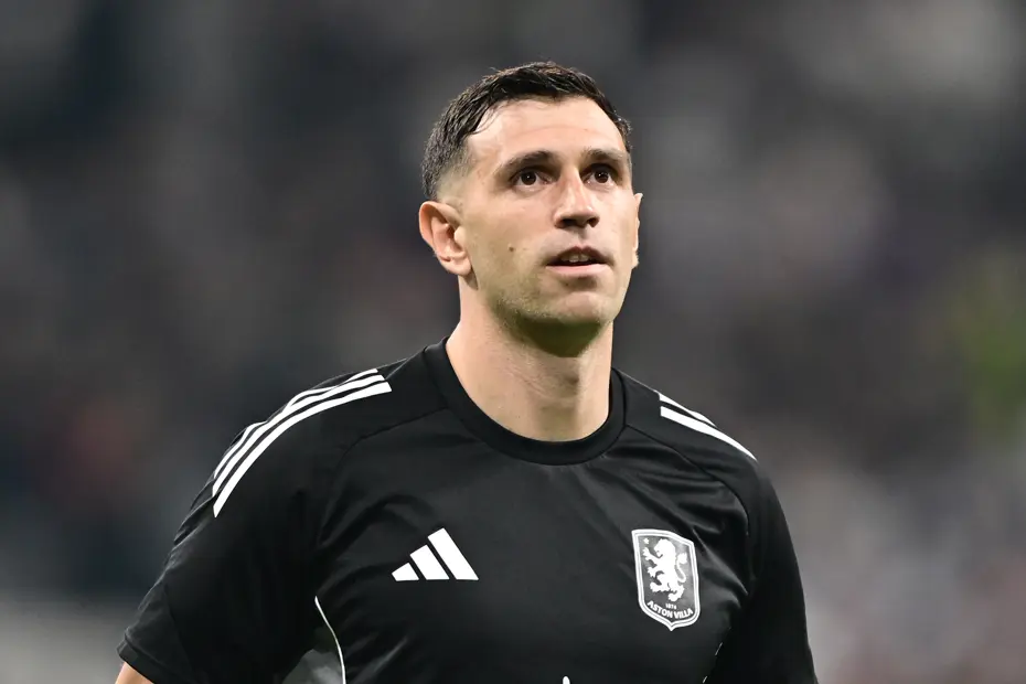 UEFA Avrupa Ligi finalinde şok gerçek maç sonrası ortaya çıktı! Kırık parmakla oynamış - 4