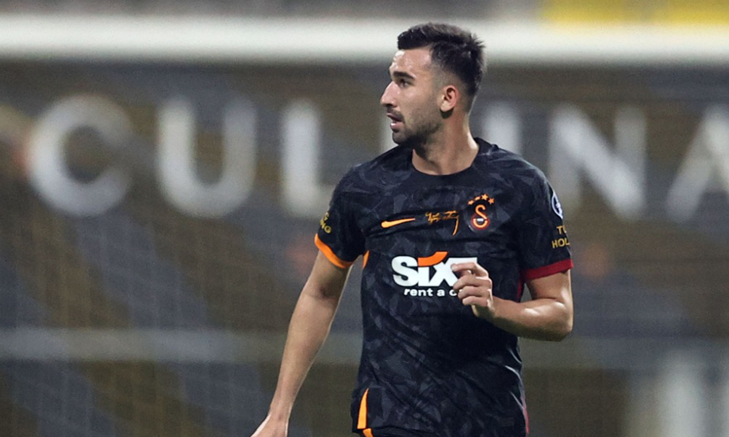 Galatasaray'da girişimler başladı: Eski oyuncusunu geri getiriyor