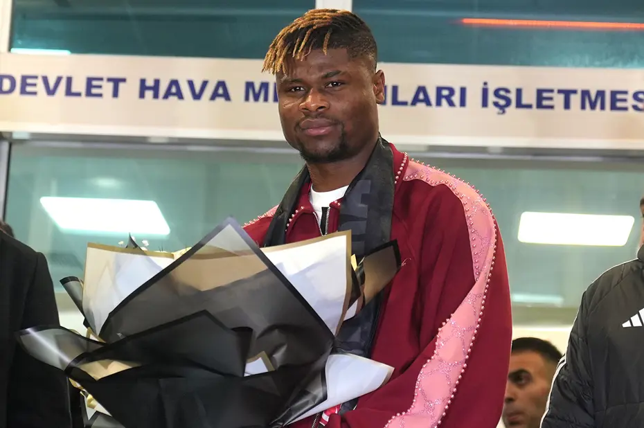 Emmanuel Agbadou, Sergen Yalçın'ın kendisini nasıl ikna ettiğini açıkladı - 5