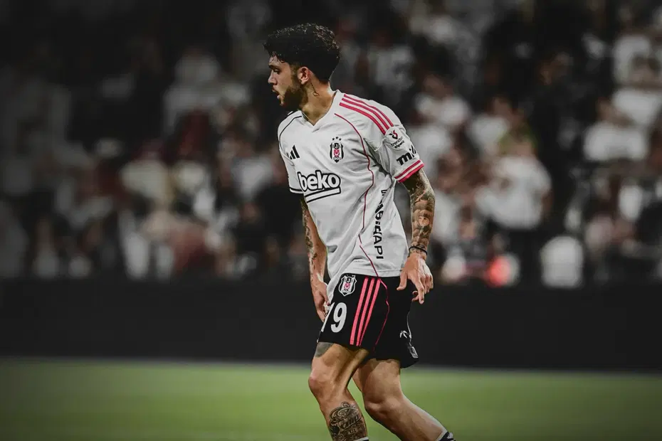 İşlem tamam! Hikmet Karaman, Beşiktaşlı futbolcuyu kaptı - 3
