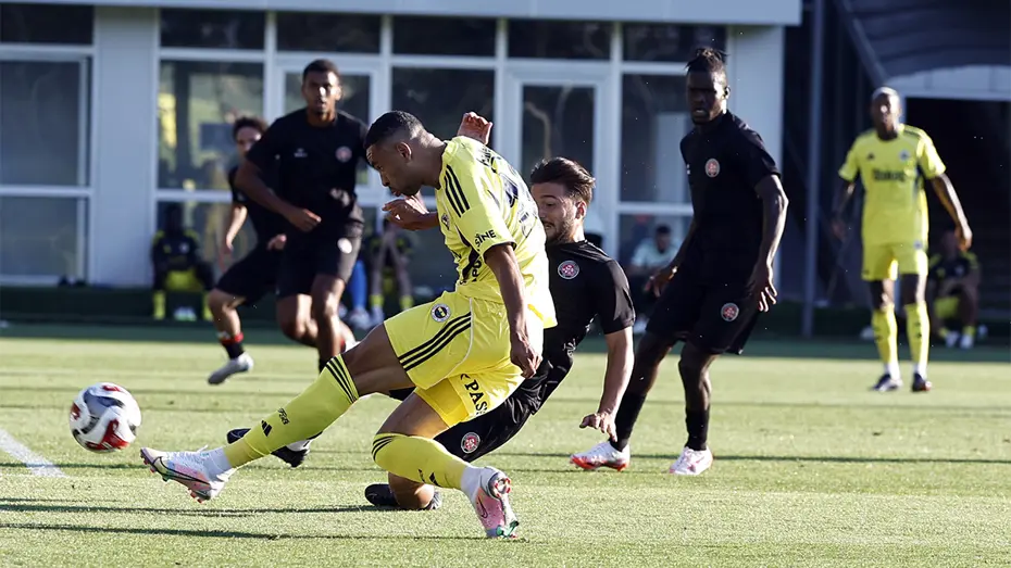 Fenerbahçe'de 7 futbolcu, Portekiz kampının yıldızı oldu: Mourinho'dan tam not aldılar - 3