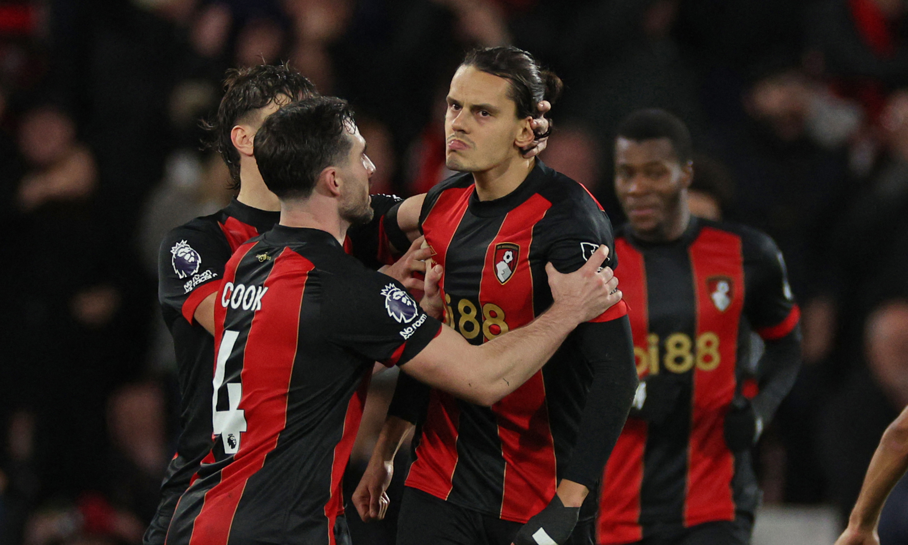 İngiltere'den ayrılıyor: Enes Ünal, Bournemouth'ta devam etmeyecek