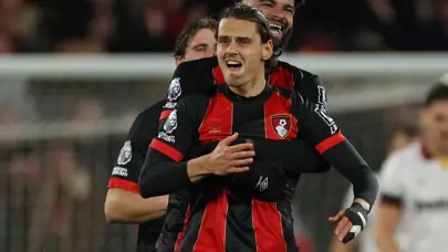 10 yıl sonra Türkiye'ye dönüş: Enes Ünal "Gelirim" dedi, teklif apar topar hazırlandı