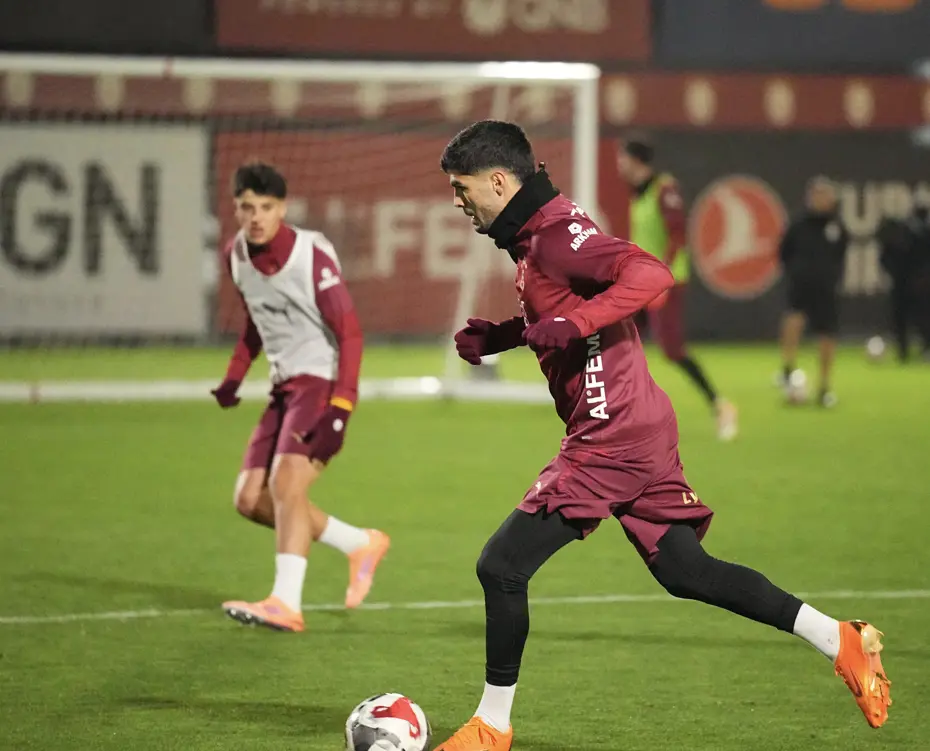 Galatasaray'da Eren Elmalı ve Wilfried Singo ile Yıldızlar Takıma Döndü 1 Galatasaray 2 yıldızına kavuştu