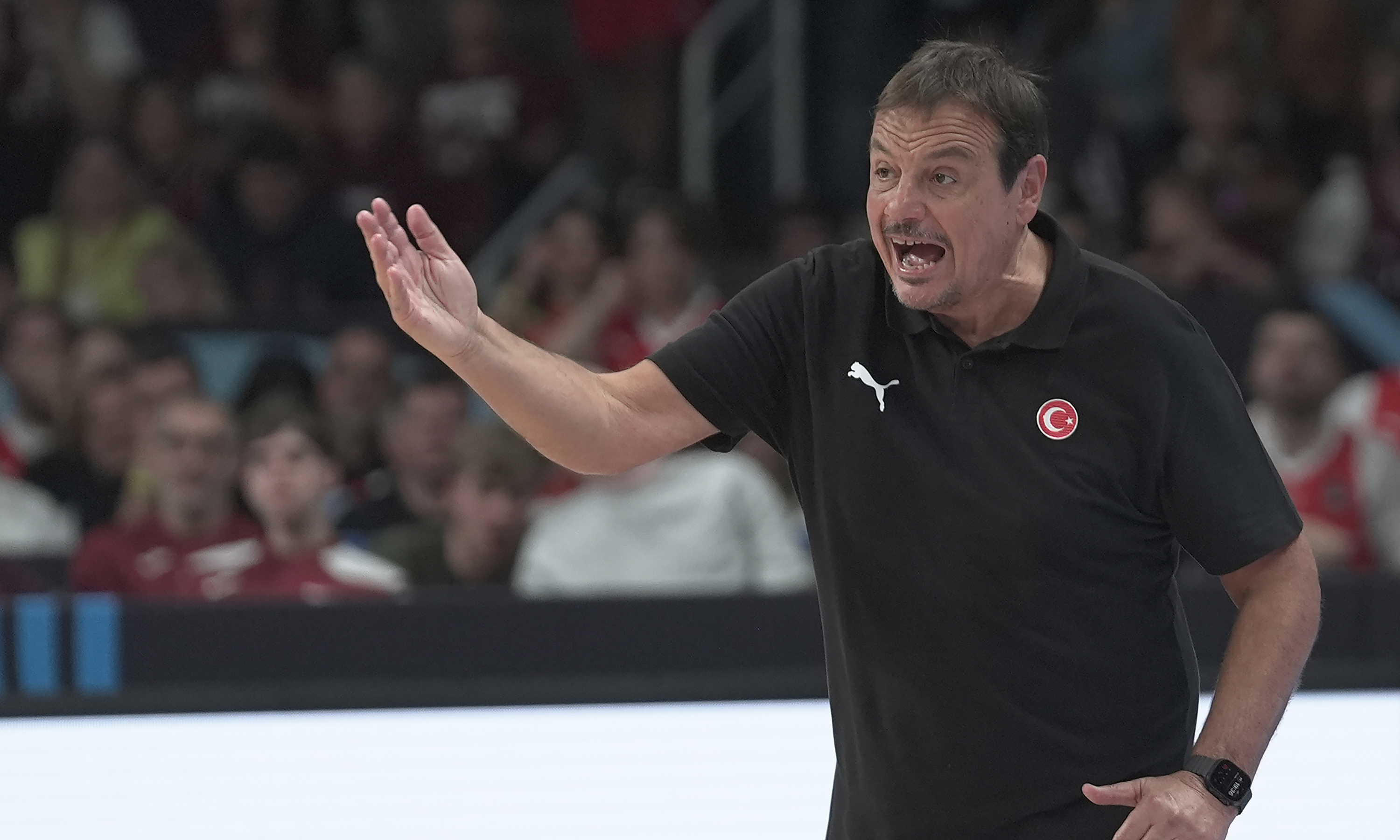 Ergin Ataman'dan FIBA'ya eleştiri