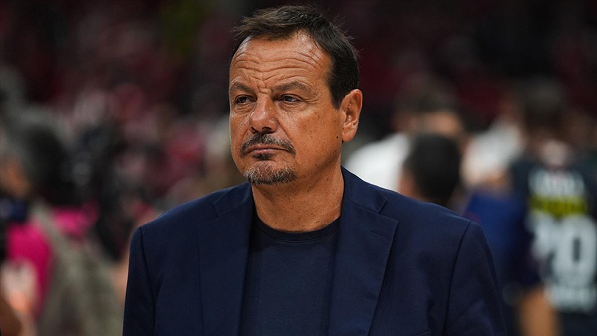 Ergin Ataman'dan maç sonrası hadsiz saldırılara tepki: "Türk olmaktan gurur duyuyorum"