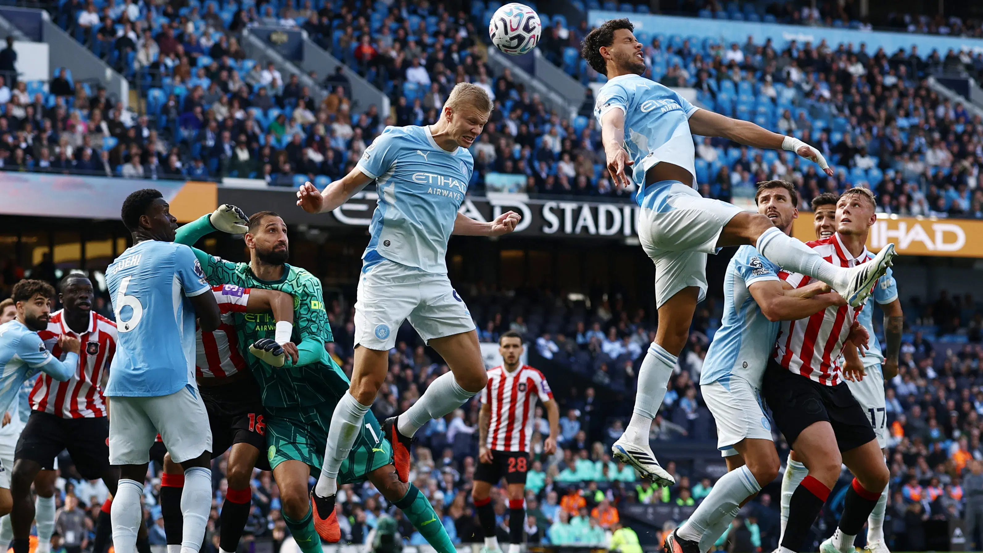 Manchester City - Sunderland maçı nefesleri kesti! Tam 8 gol çıktı