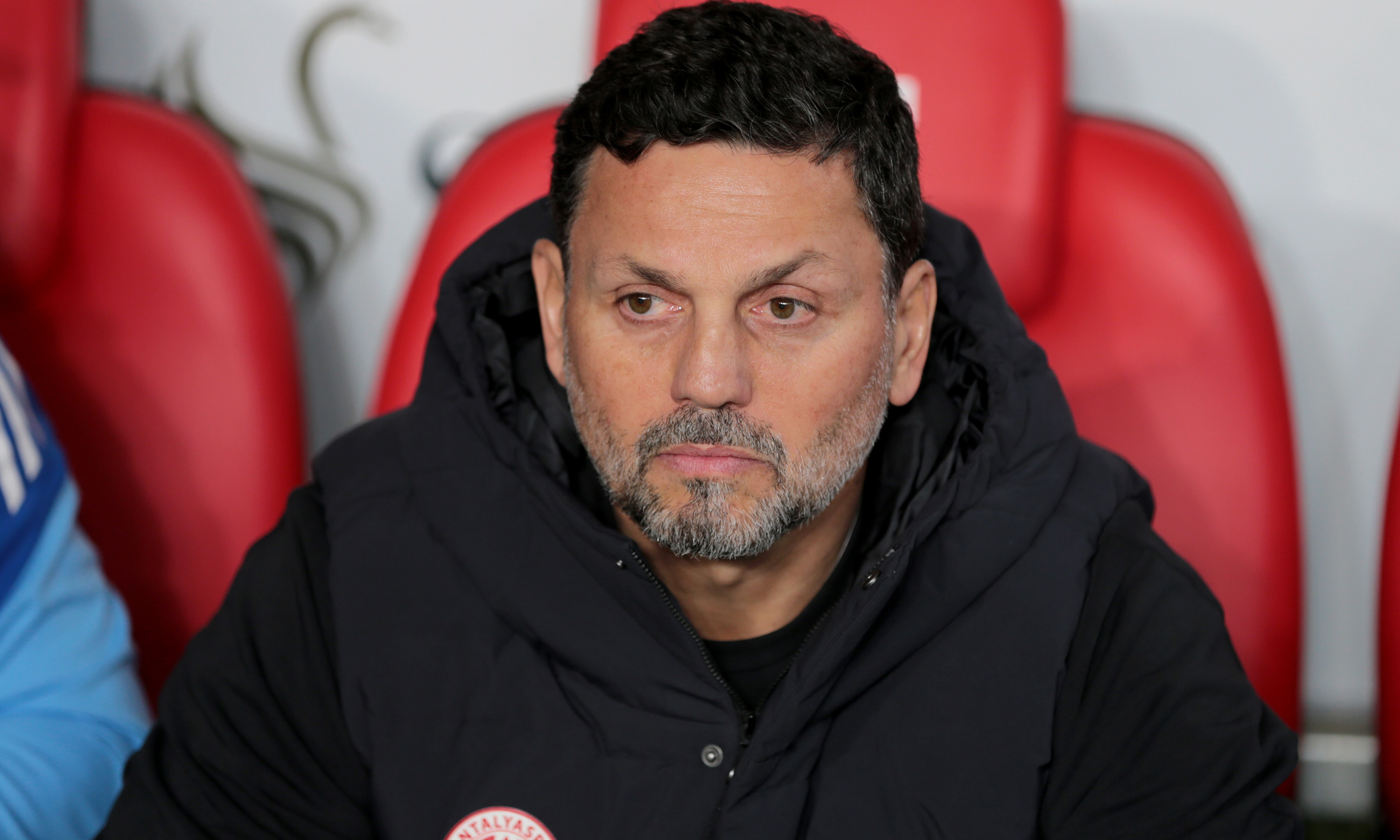Erol Bulut'un Championship Aşkı: İngiltere Onsuz Yapamıyor, Yine Sahneye Çıkıyor!