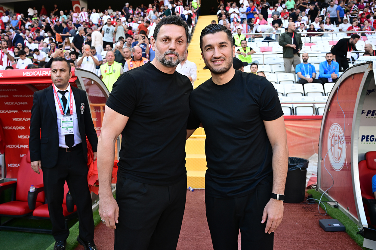 FLAŞ! Erol Bulut'un "casusluk" suçlamasına Başakşehir'den cevap geldi