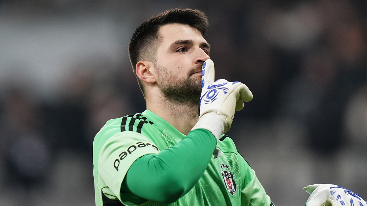 Beşiktaş'ın Kalesi Tehlikede! Ersin'den 'Ya Kral Teklif Ya Giderim!' Mesajı!