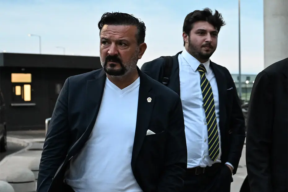Fenerbahçe'de Ertan Torunoğulları'ndan transfer sorusuna cevap - 5 Fenerbahçe'de Ertan Torunoğulları'ndan transfer sorusuna cevap - 5